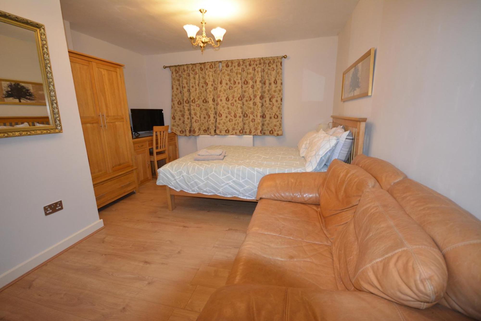 Large Ensuite Room Оксфорд Экстерьер фото